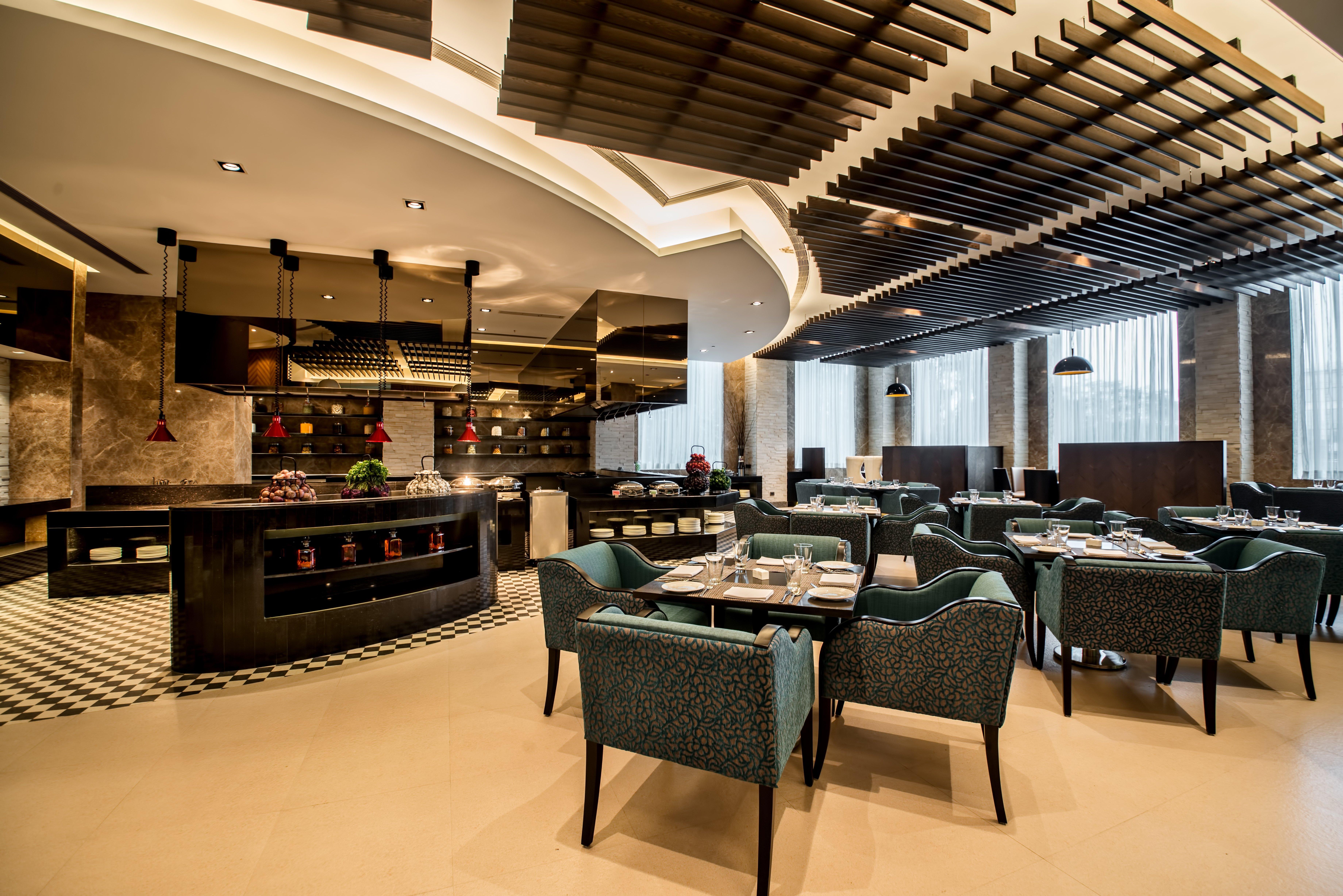 Ranjit Avenue By Ihg Hotel 4*